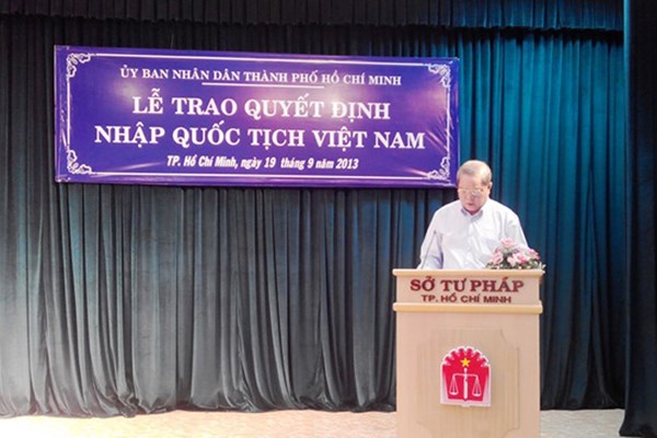 Tư vấn nhập quốc tịch Việt Nam với công dân nước ngoài