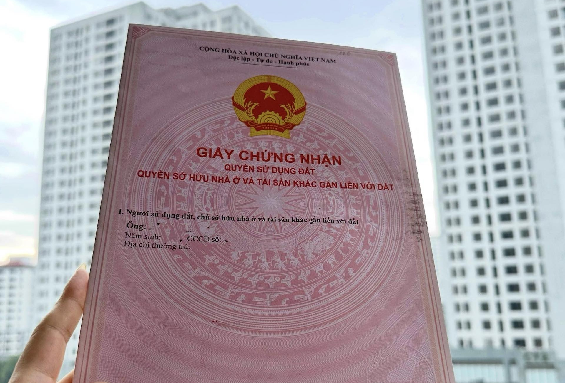 Thẩm quyền quyết định mức phí thẩm định sổ đỏ từ 1.7.2025 sau sáp nhập